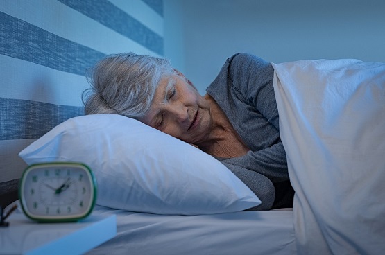 tips-to-improve-senior-sleep-quality