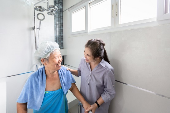 home-health-care-aging-with-the-right-provider